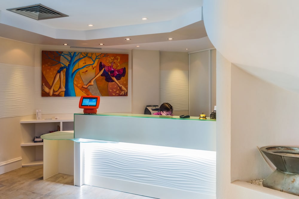 Mercure St Raphael Centre Plage 1/49