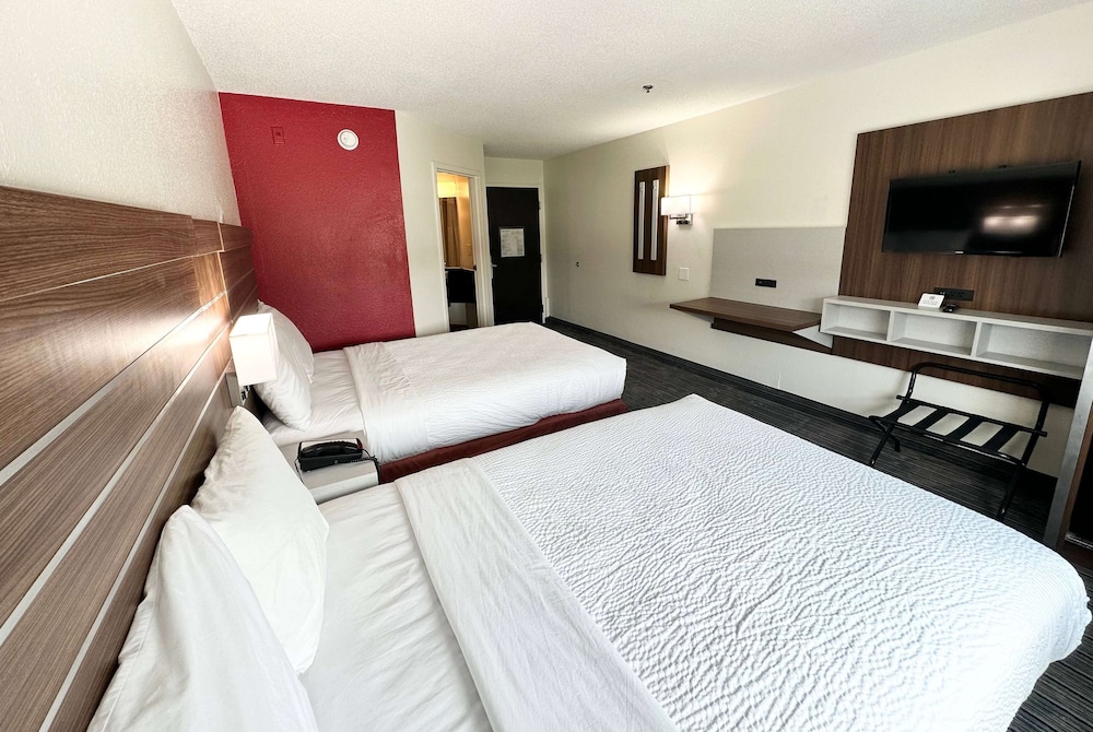 Ramada by Wyndham Lithia Springs Atlanta 7/17