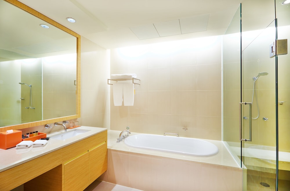 The Duchess Hotel (SHA Plus) 27/32