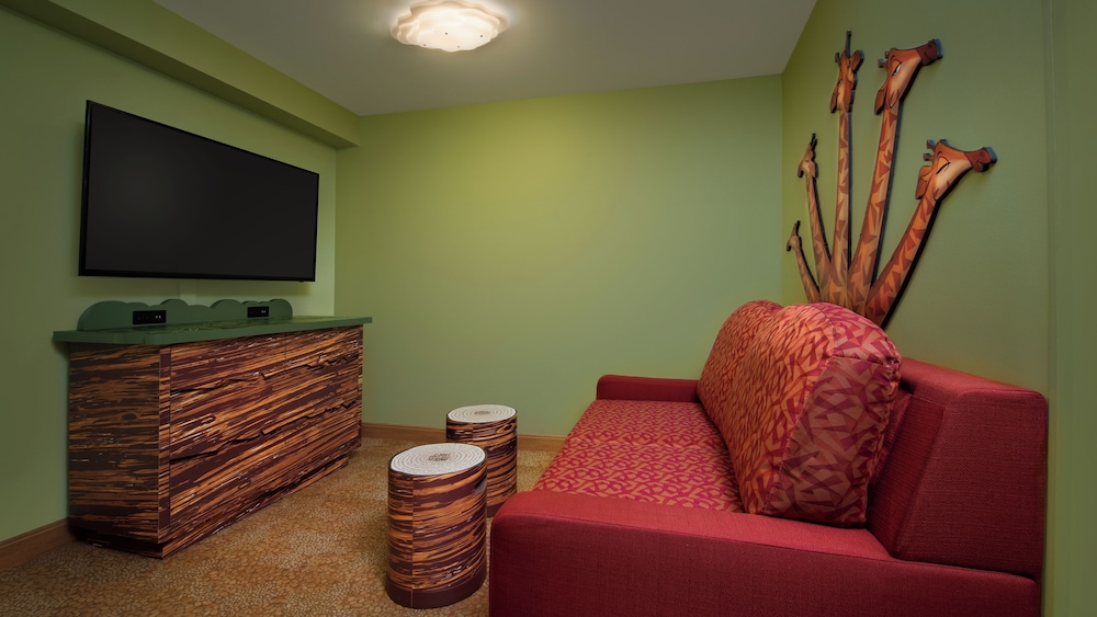 Disneys Art of Animation Resort 25/50