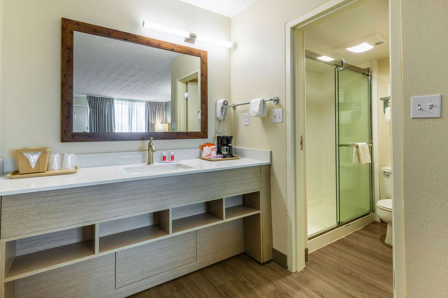 غرفة بسريرين مزدوجين، Econo Lodge Middlesboro, KY 4/4