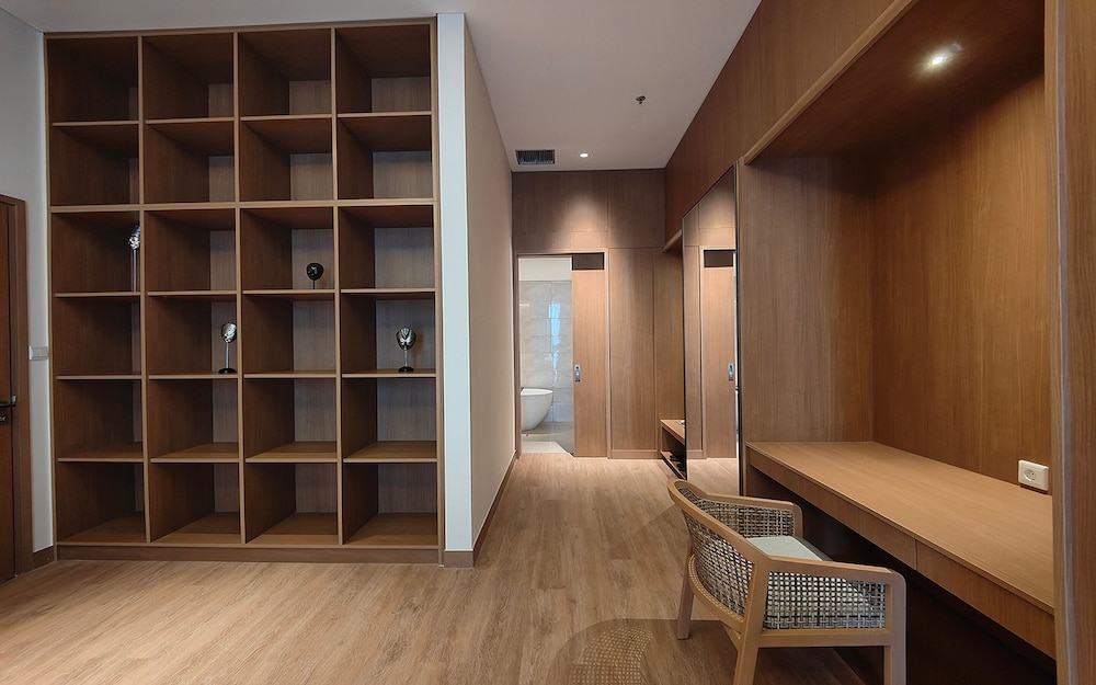 Ra Suites Simatupang 20/50