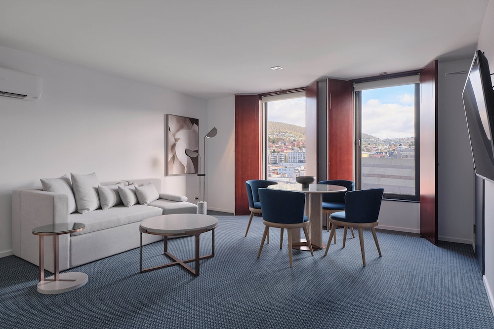 RACV Hobart Hotel 34/48