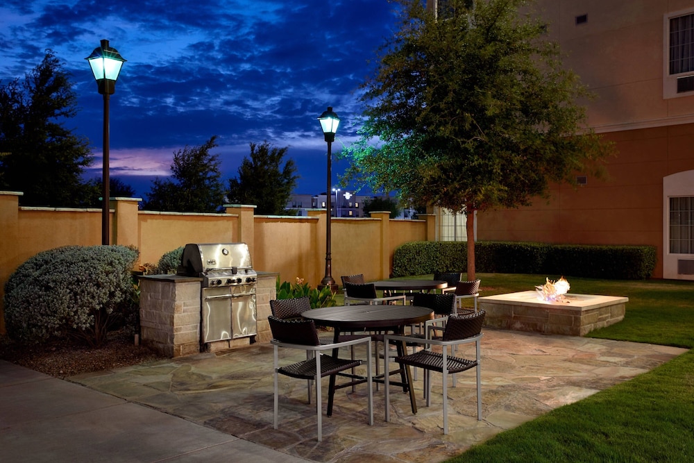 TownePlace Suites Midland 32/40