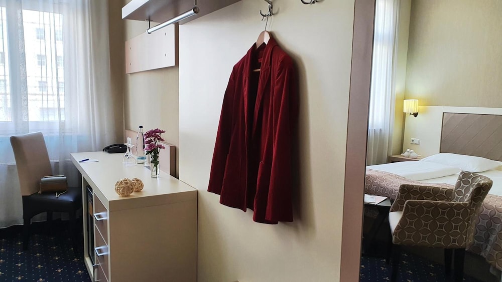 Hotel Atlas Halle 44/71