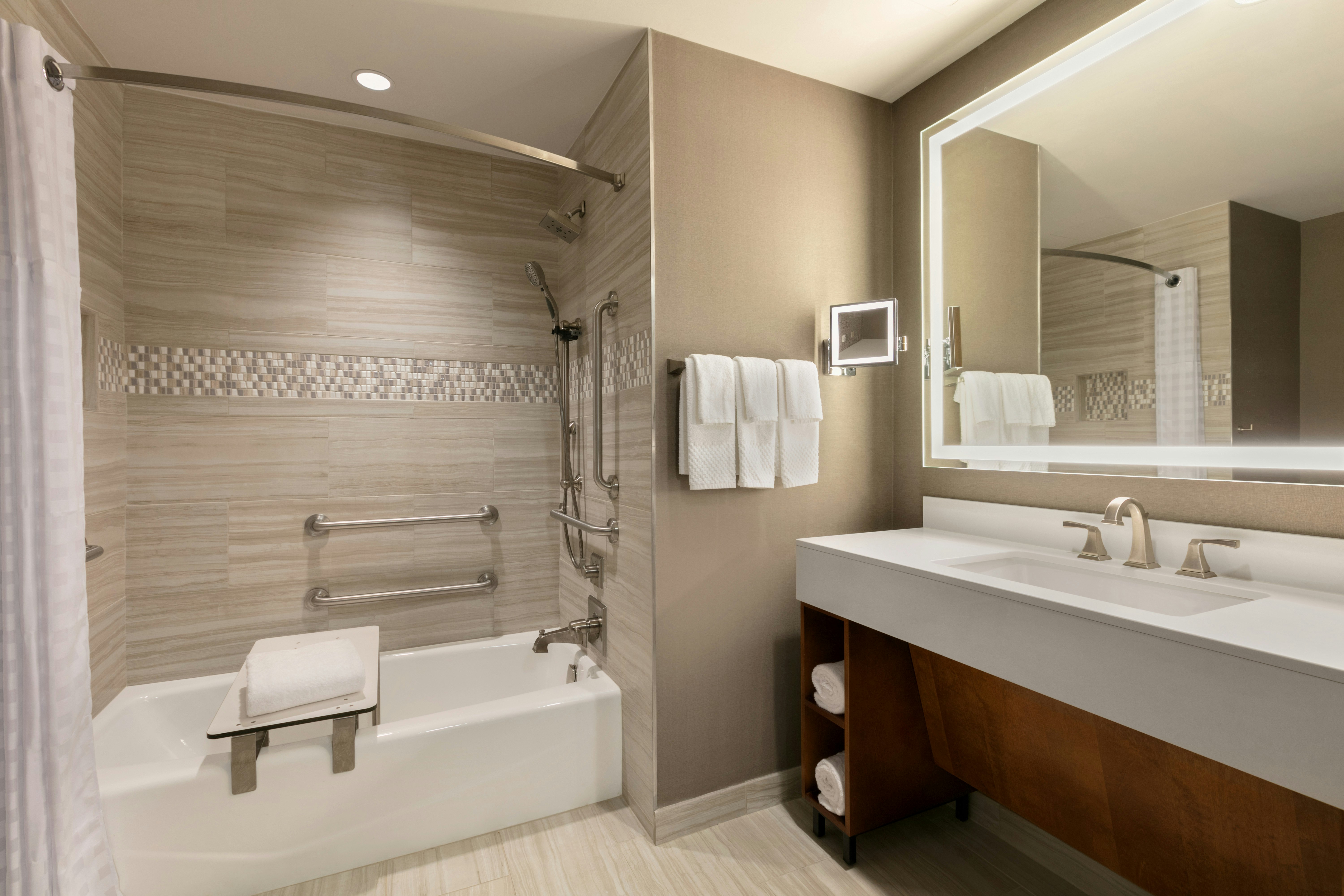 Embassy Suites by Hilton Berkeley Heights 60/61
