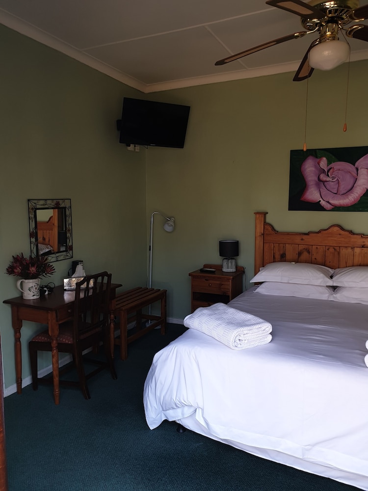 Springfontein Guest House 4/36