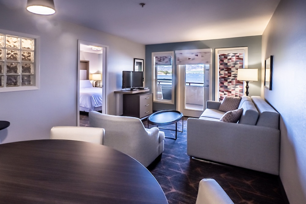 Holiday Inn Osoyoos 47/81