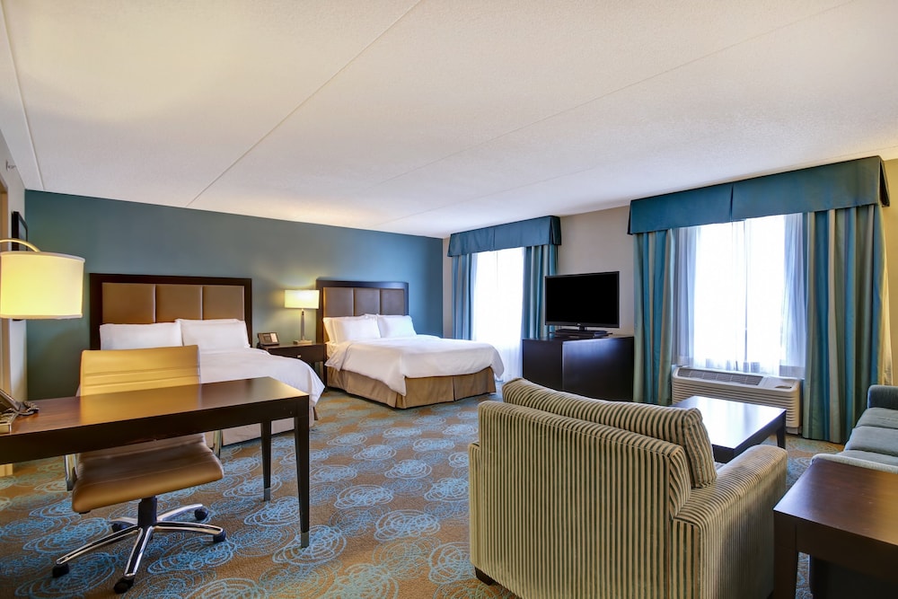 Holiday Inn Express Hotel Suites Waterloo St Jacobs 44/78