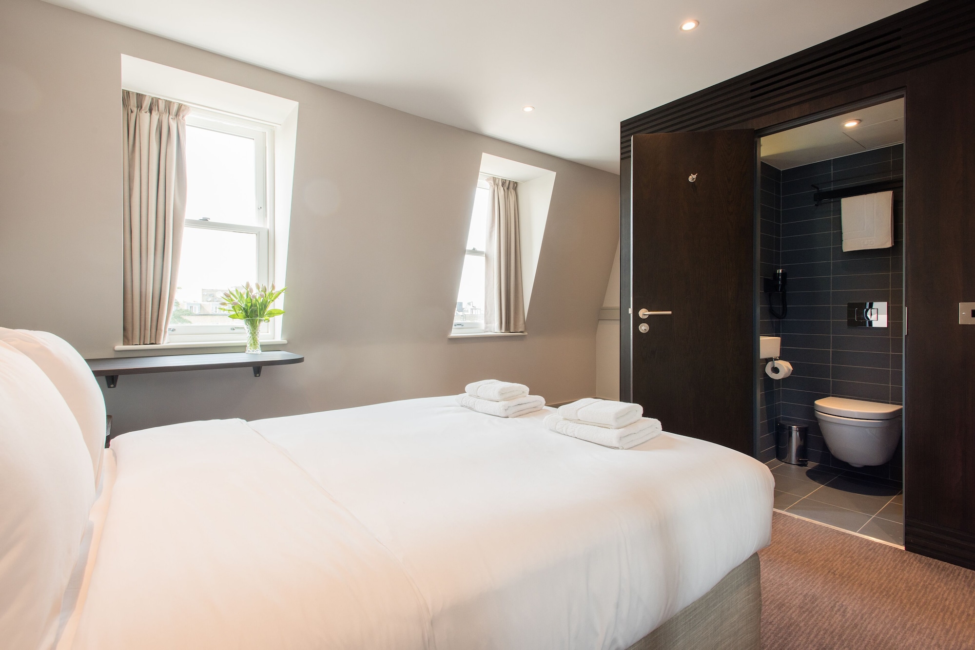 STANDARD, DOUBLE BED