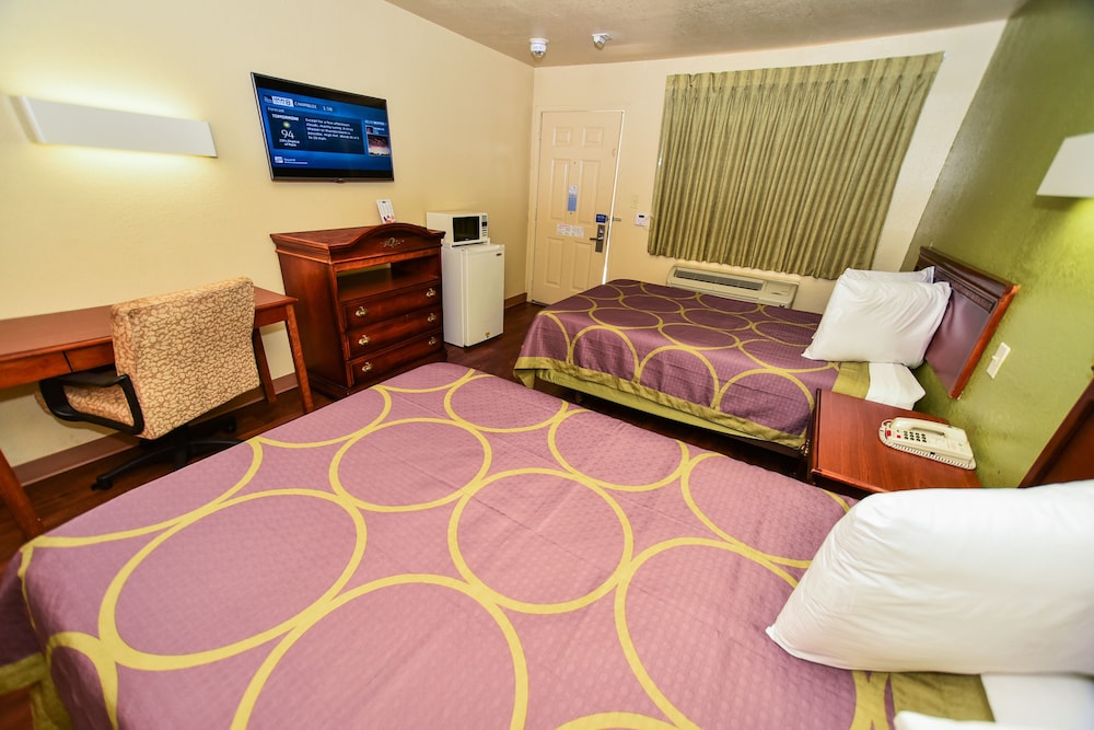 Masters Inn Tucker 24/51