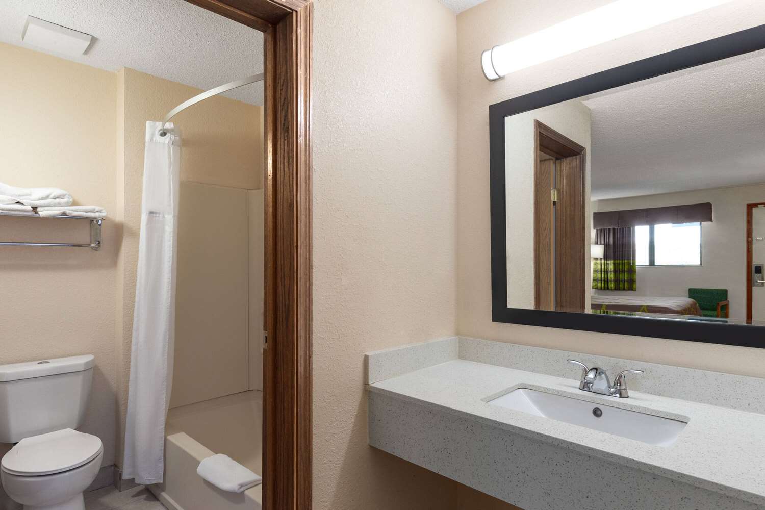 Super 8 By Wyndham Fort Mitchell Cincinnati Area 28/29