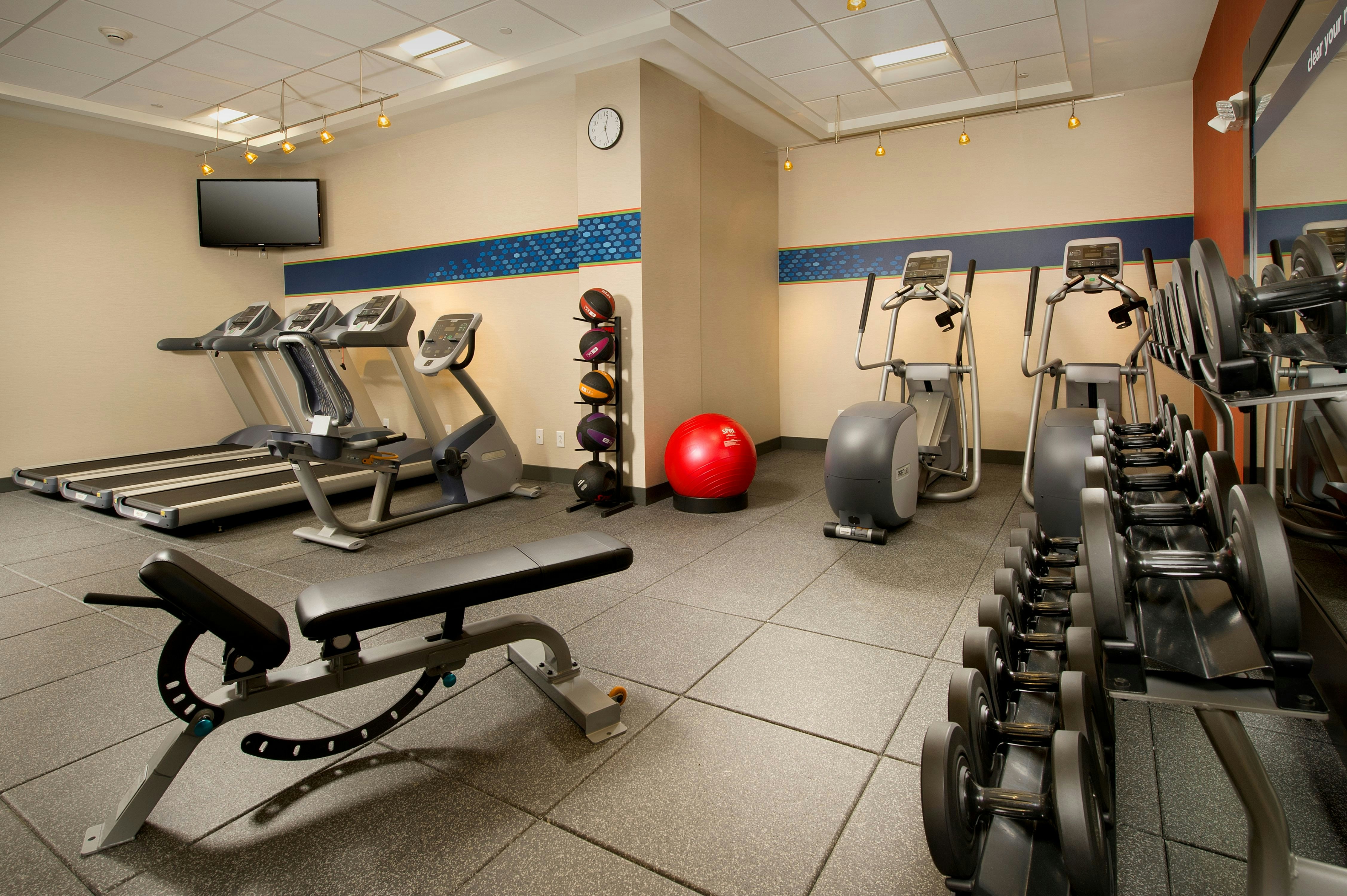Hampton Inn & Suites Chattanooga/Hamilton Place 10/23