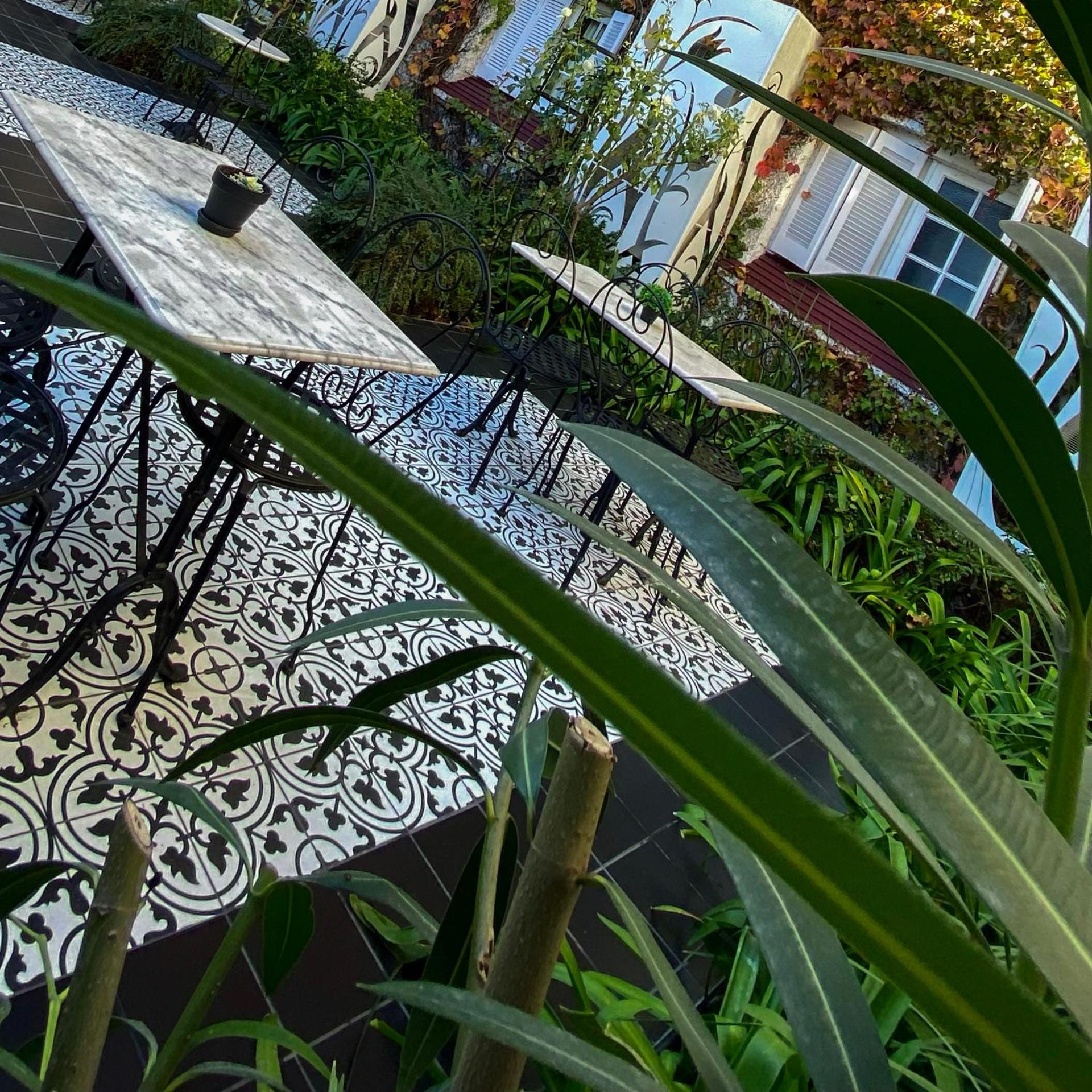 Altos de Guemes Hotel 40/50