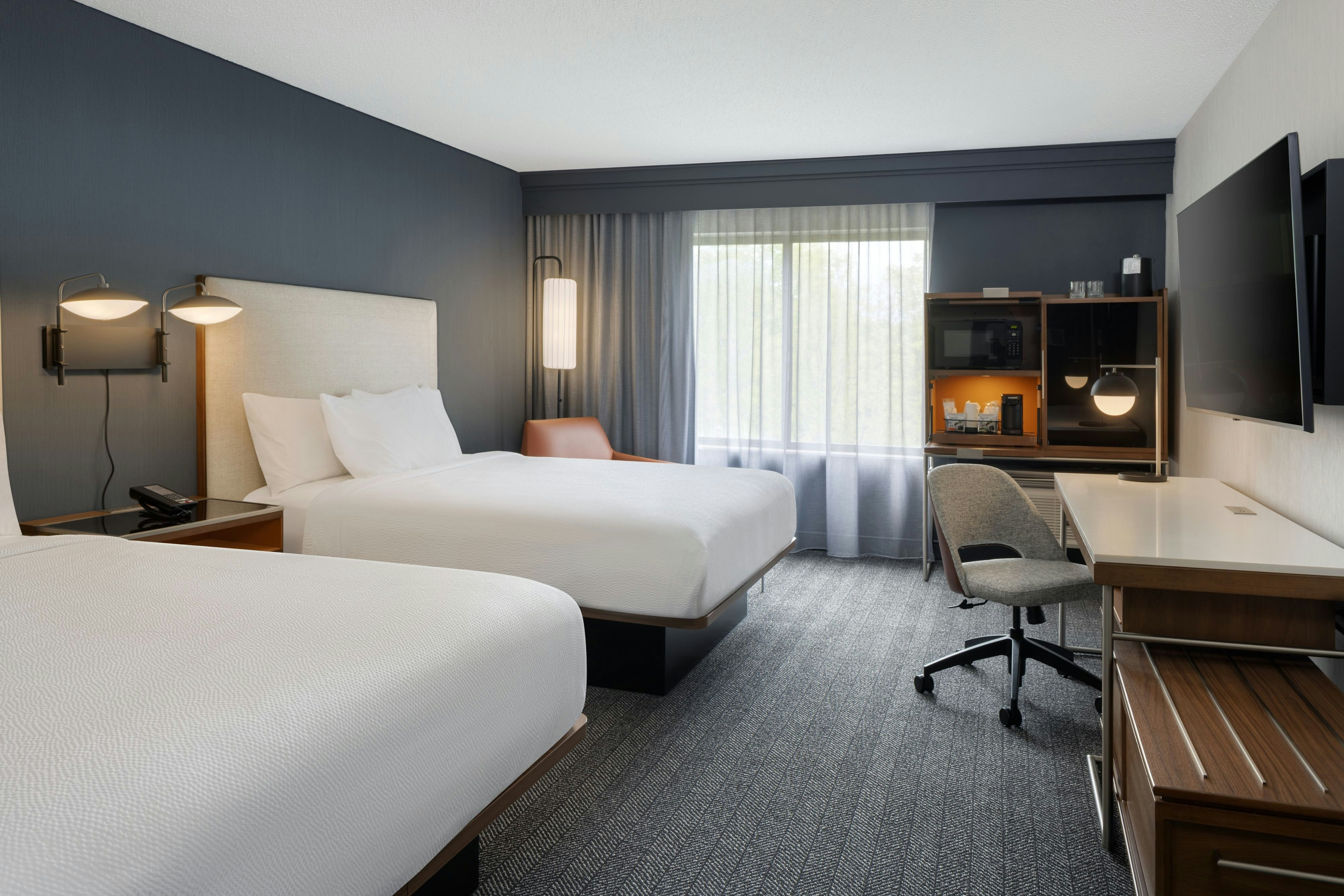 Courtyard By Marriott Traverse City 8/47