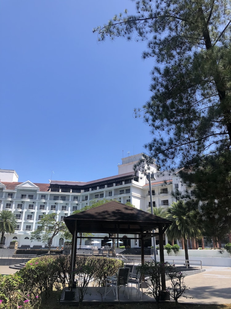 Flamingo Hotel by The Lake Kuala Lumpur 8/61