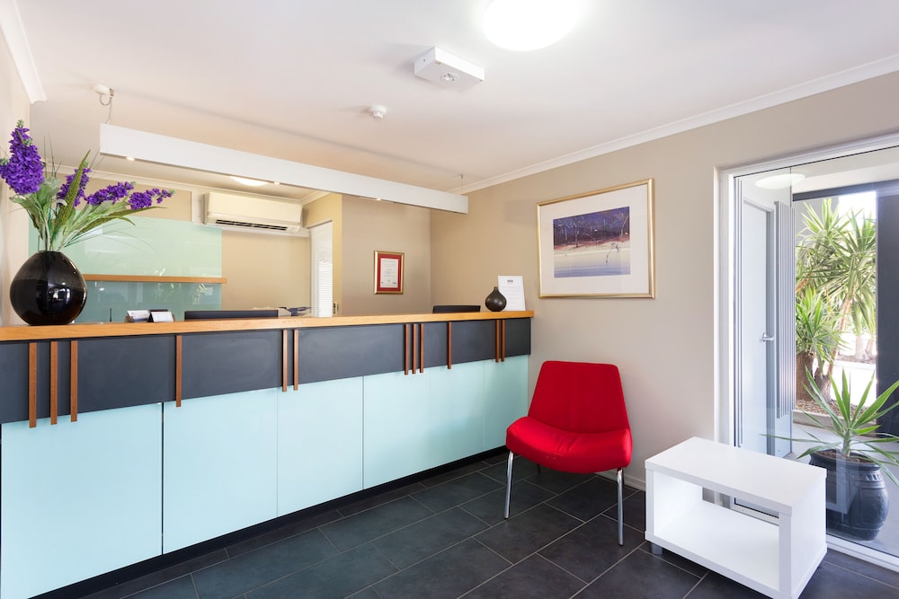 Rocklea International Motel 11/26