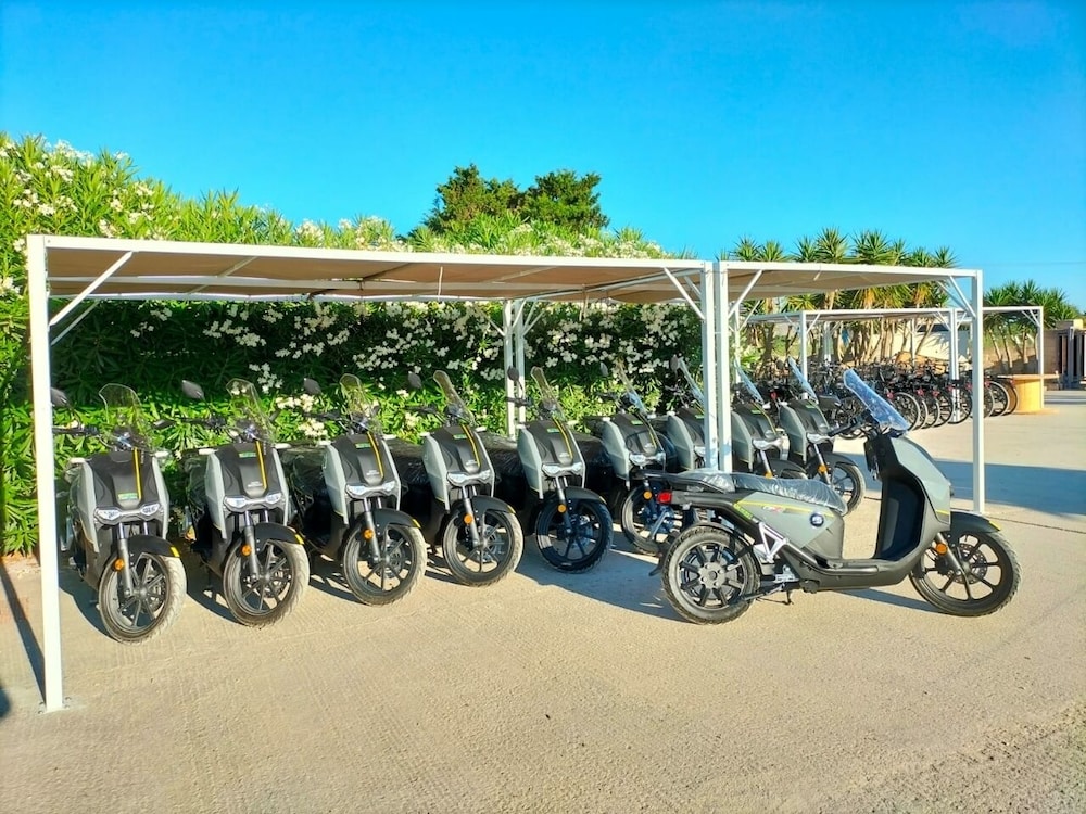 CAVE BIANCHE HOTEL 40/45