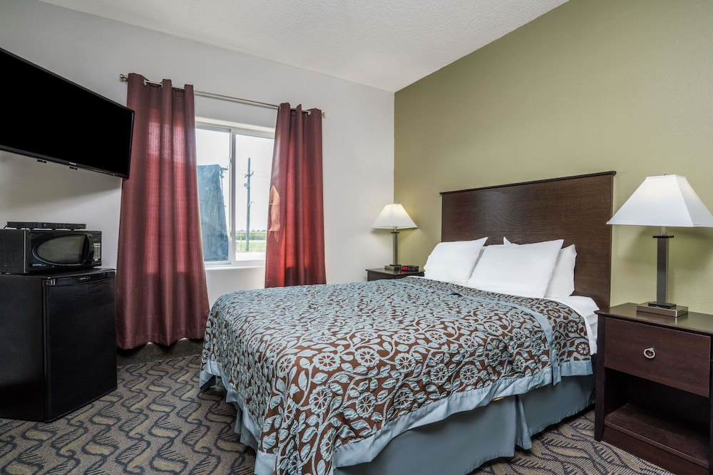 Days Inn by Wyndham Fargo/Casselton 6/26