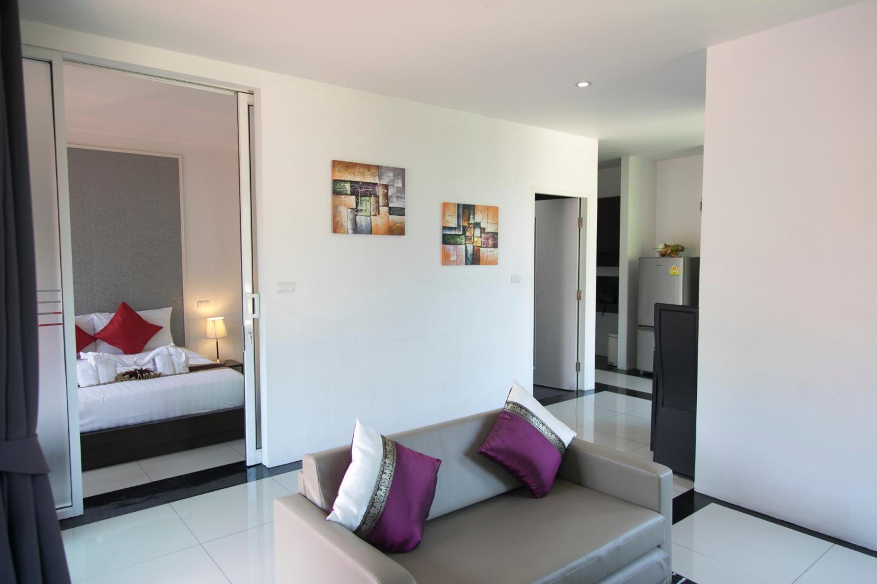 West Key Kamala Apartment 5/53