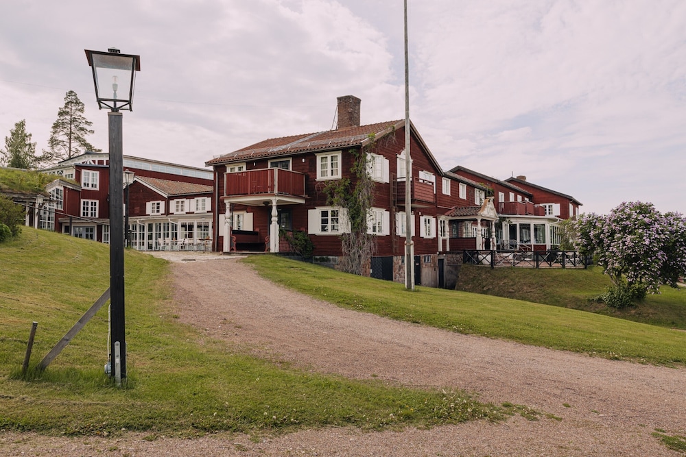 Hotell Gyllene Hornet 40/50