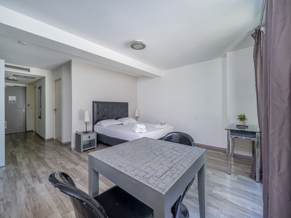 Residence Adriana 19/69
