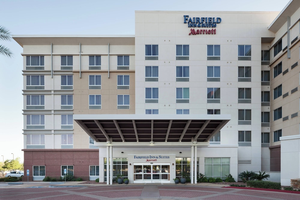Fairfield Inn Suites Phoenix Chandler Fashion Center 8/65