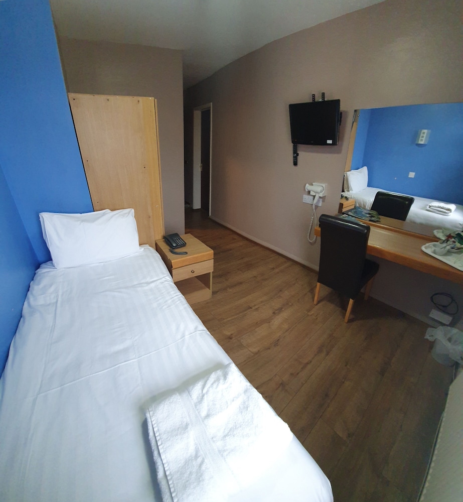 Gilson Hotel 22/38