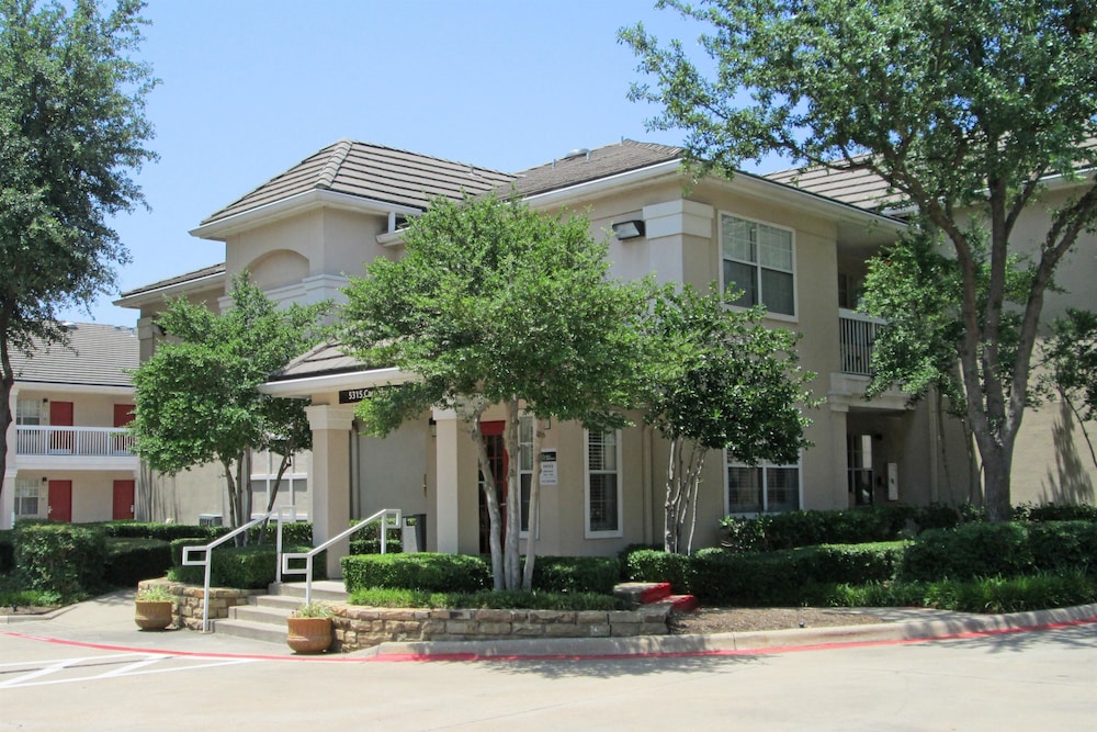 Suburban Studios Irving - Las Colinas 1/70