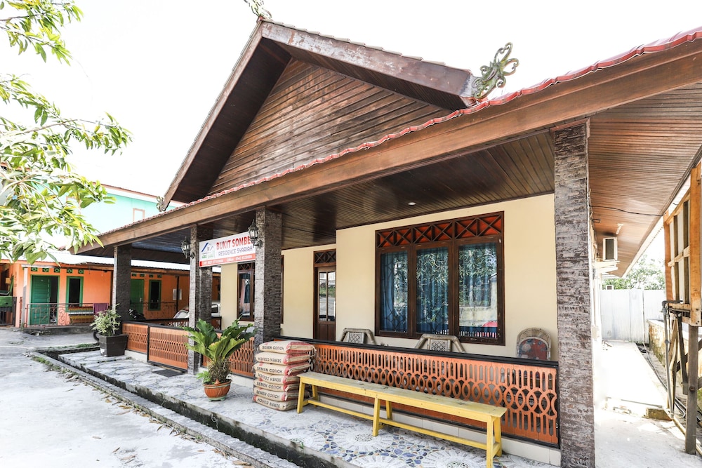 OYO 3789 Bukit Somber Residence Syariah 1/17