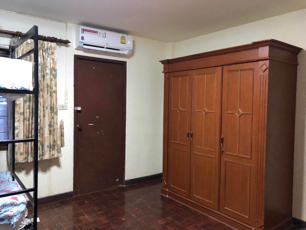 Dikachaya Hostel 6/45