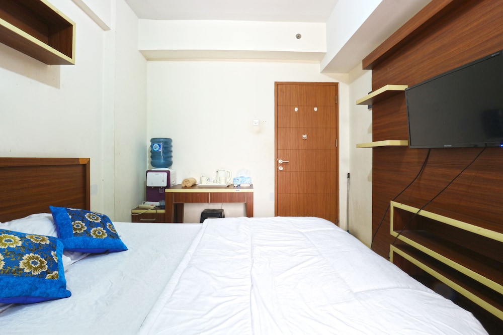 Star Apartemen Margonda Residence 2 by ZUZU 6/18