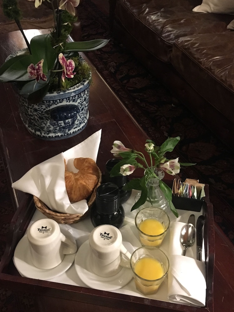 PARK PLAZA HOTEL 42/57