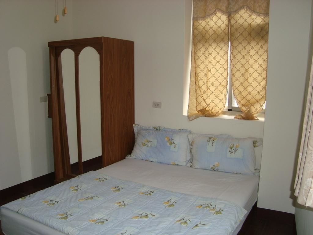 STANDARD, DOUBLE BED