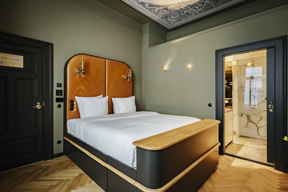 Hotel The Noblemen 5/50