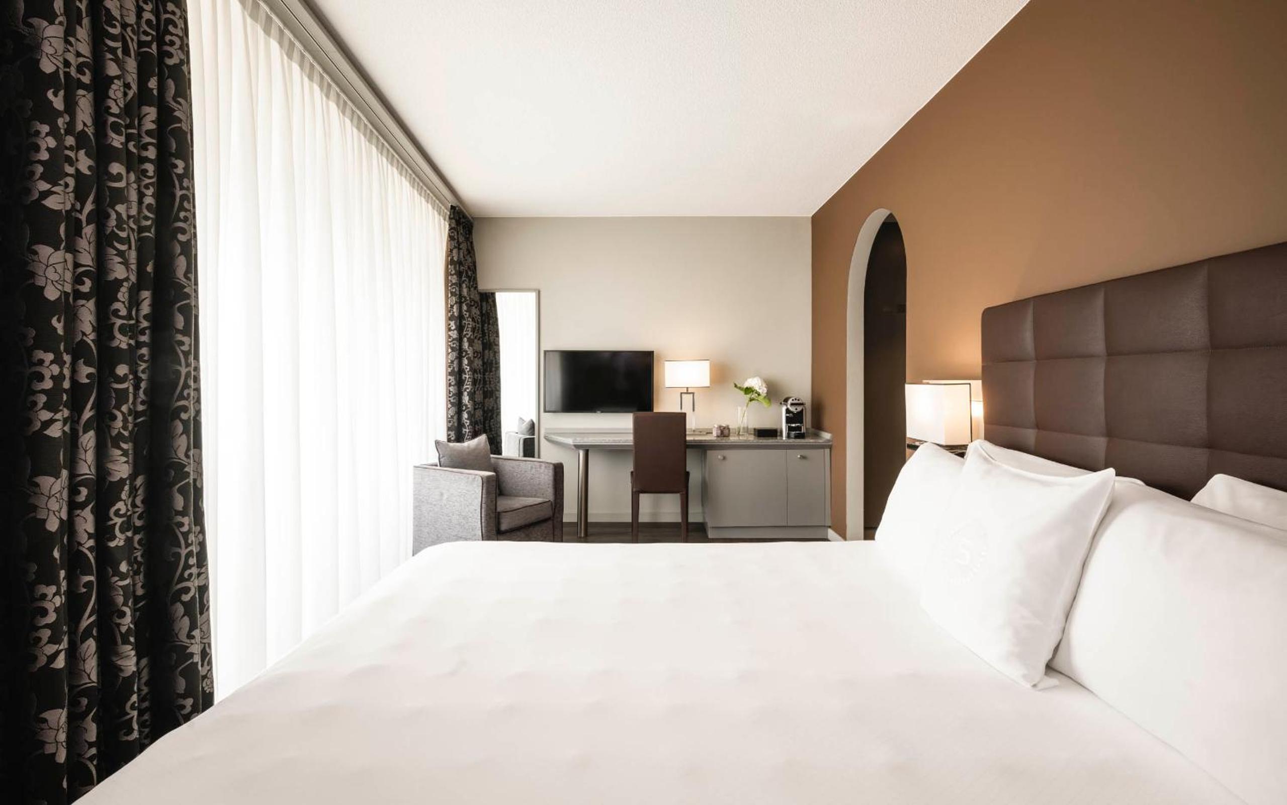 Room at Hotel Belvedere Locarno, LOCARNO