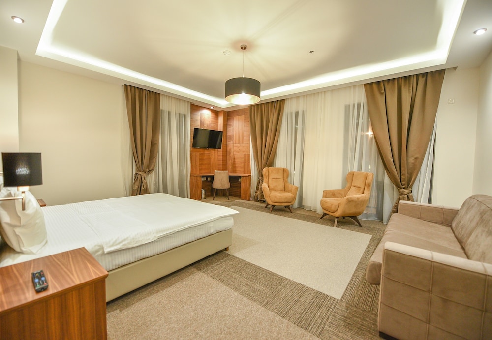Lazaro Hotel Podgorica 21/45
