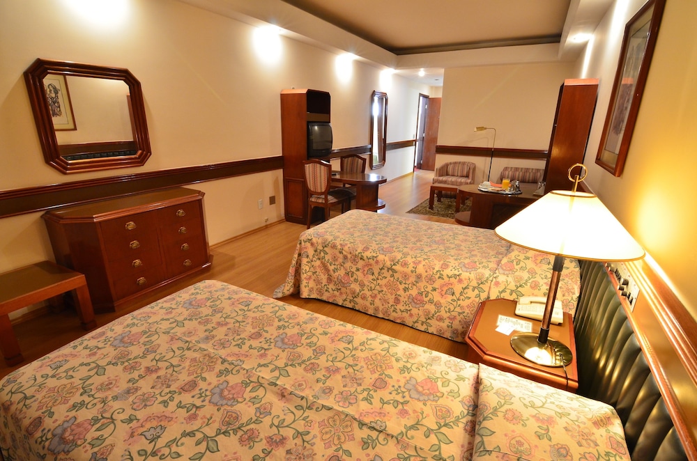 Hotel Gran Corona 8/30