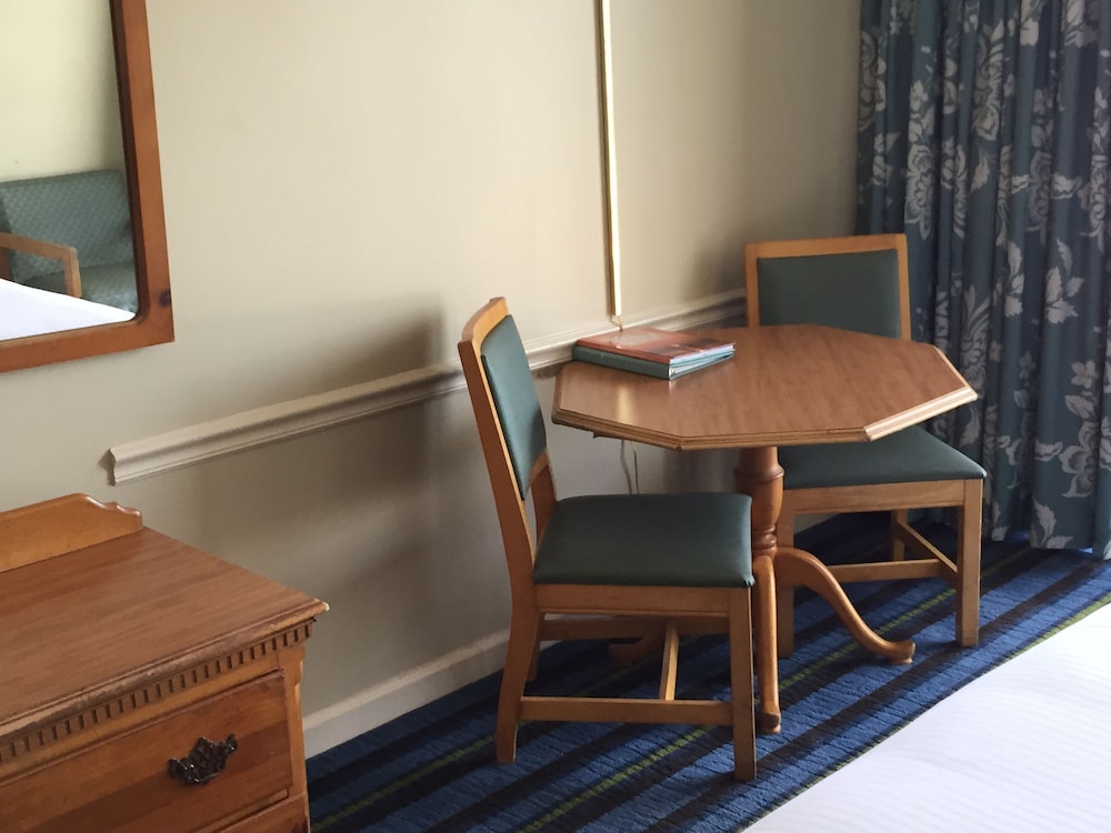 Windsurfer Hotel 25/49