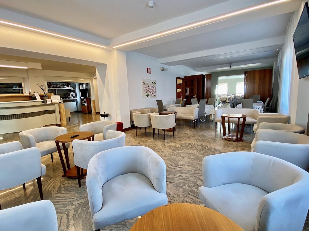 Hotel Sciatori 39/44