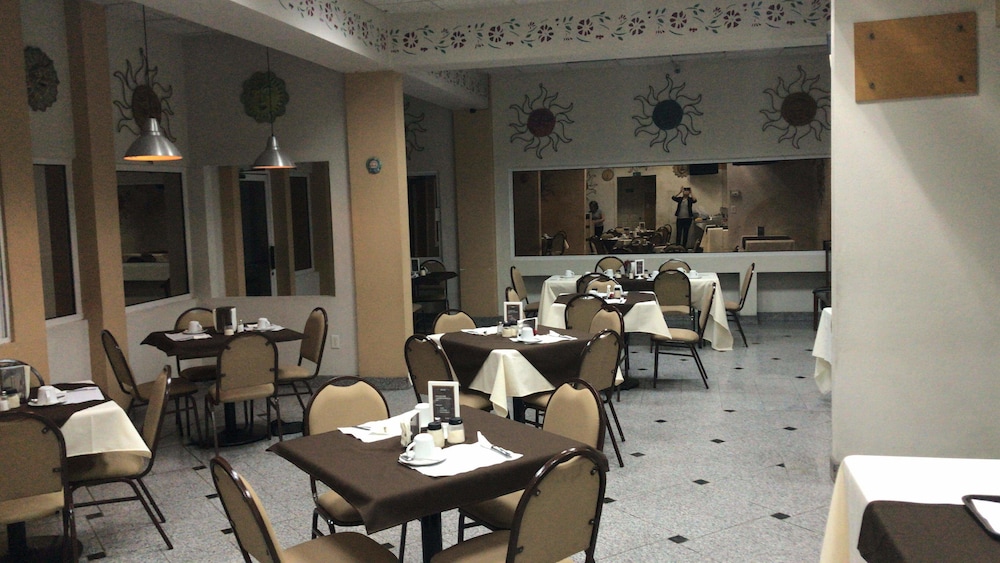 Real Inn De Tijuana Boulevard Agua Caliente 35/50