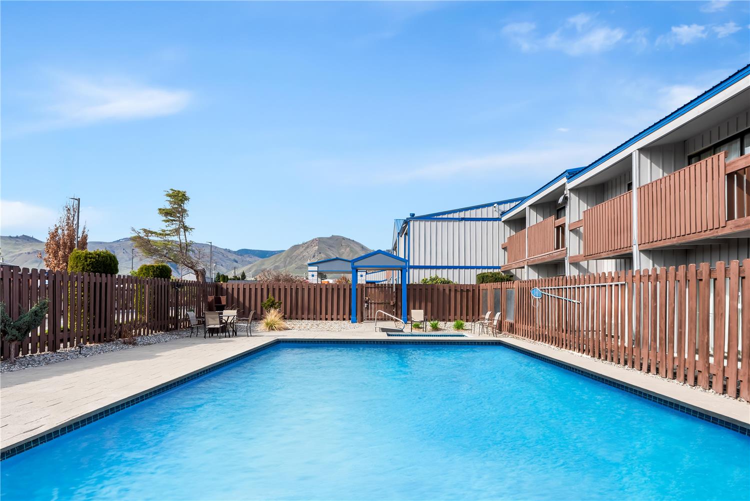 Best Western Chieftain Inn 33/34
