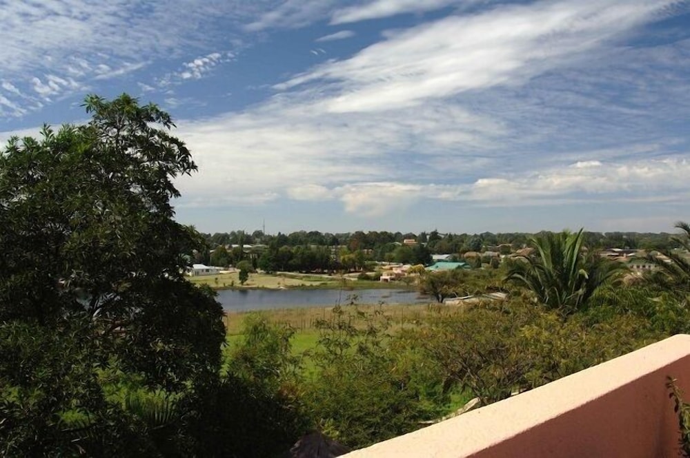 Gateway Guest House 14/27