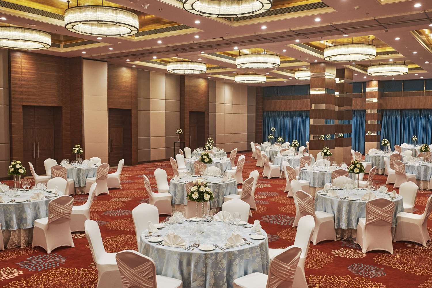 restaurant cafeteria