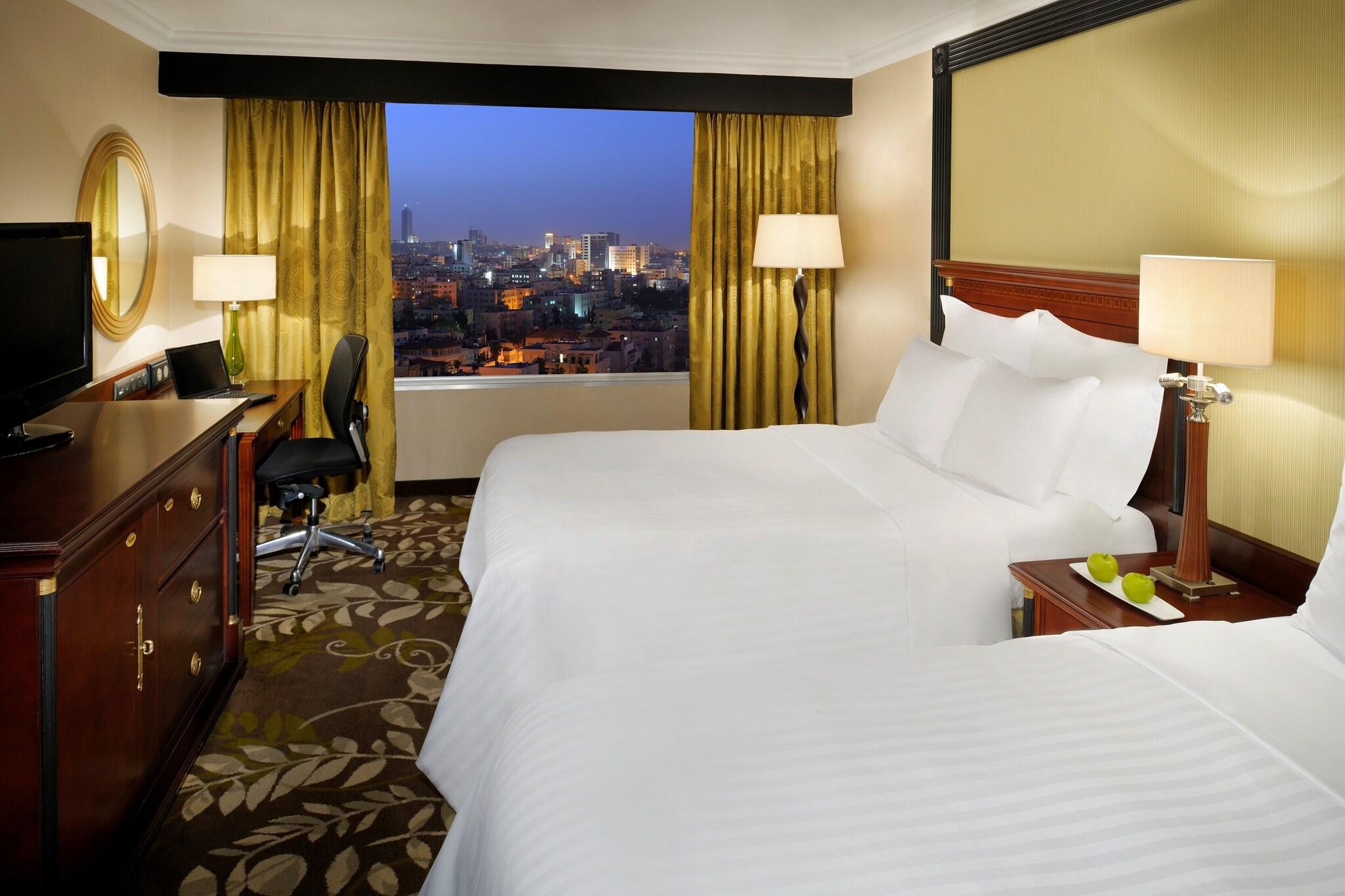 Deluxe, Double Bed
