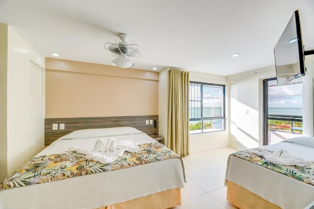 Vistamar Hotel 4/46
