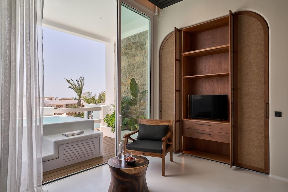 AYA Resort 36/60