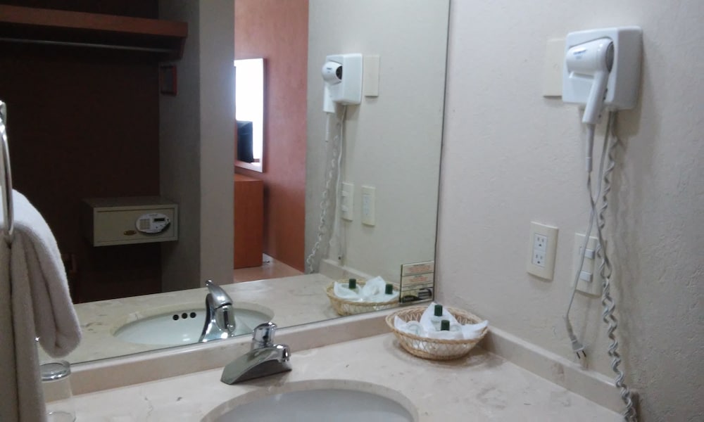 Balaju Hotel And Suites 41/42