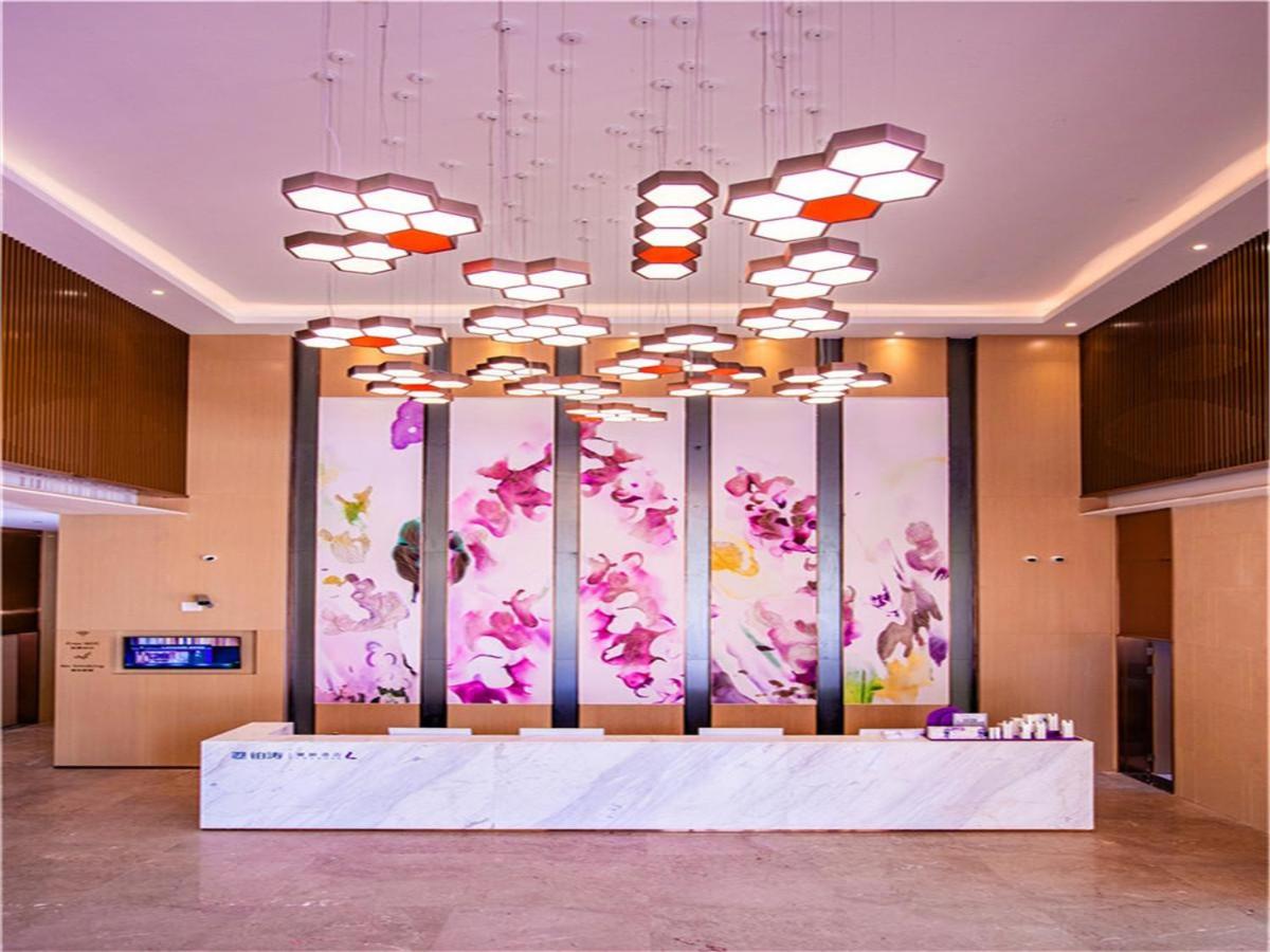 Lavande Hotel (Jiangmen Golf Club) 8/54