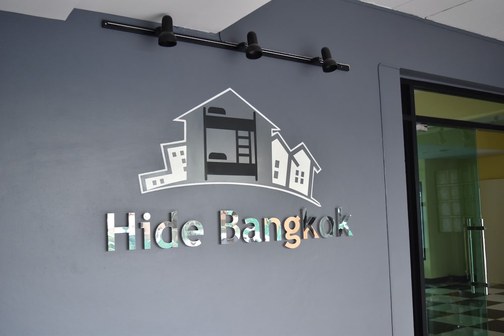 Hide Bangkok Hostel 4/69